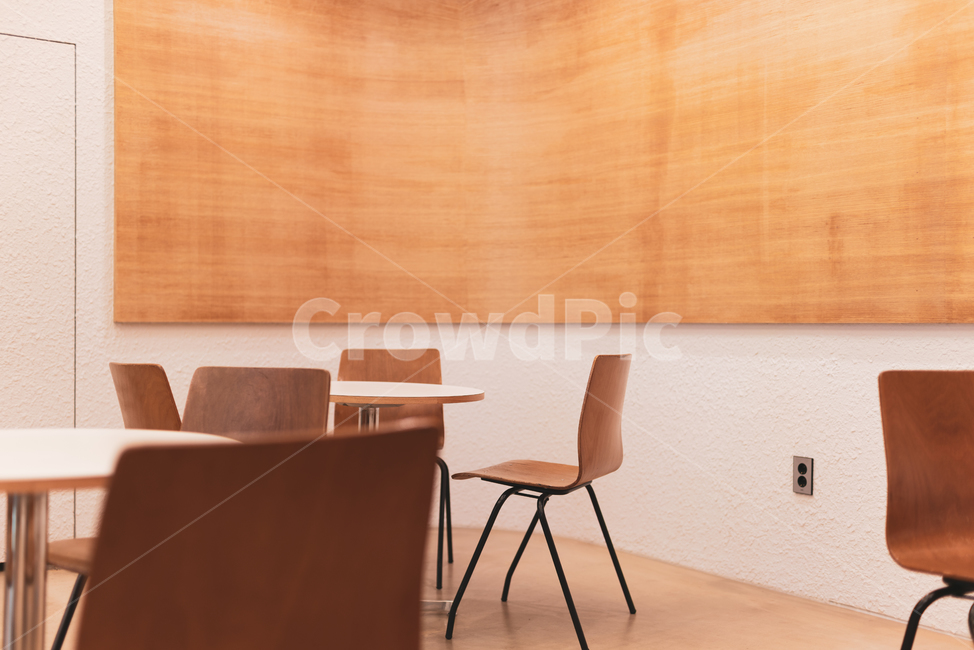 카페,분위기,차분,깔끔,정돈,나무,의자,테이블,가구,wood,합판,chair,furniture