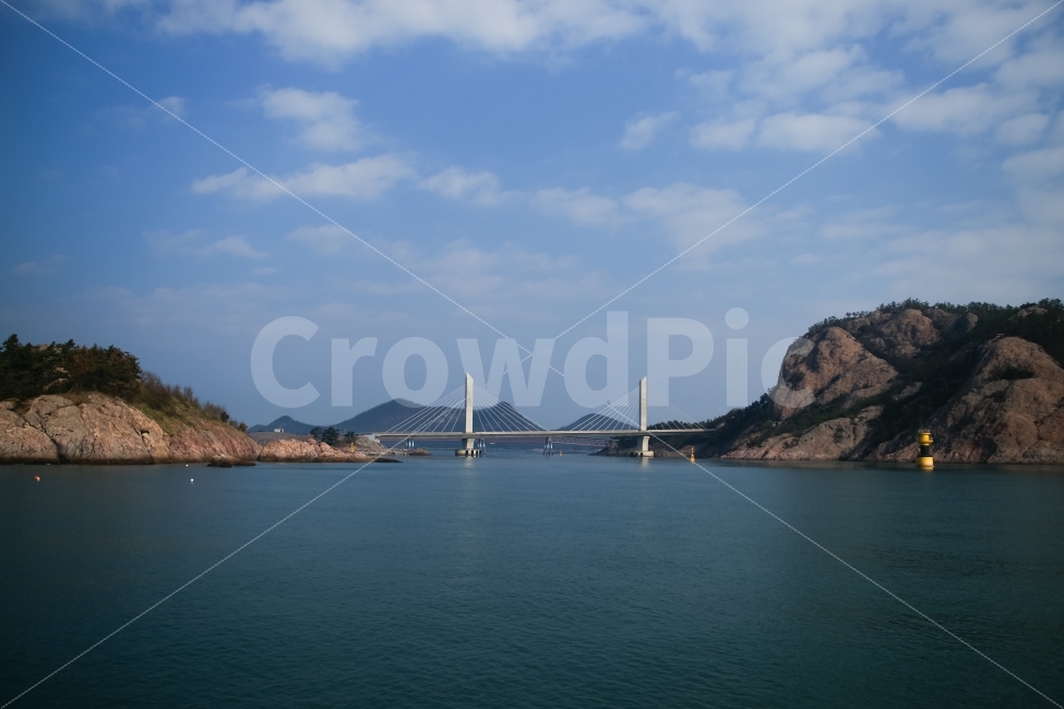 군산,선유도,선유대교,바다,전라도,여행,자연,풍경,nature,landscape,한국자연풍경,한국자연경관,korea nature landscape,promontory,곶,water,물,sea,ocean,대양,outdoors,옥외,shoreline,해안선,land,땅