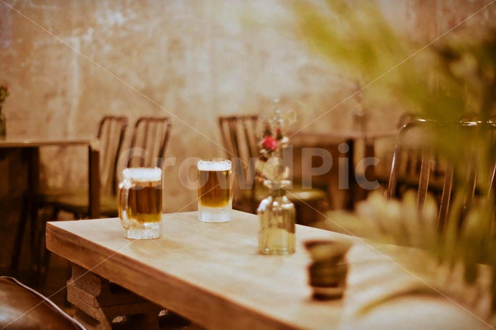 맥주,술집,인테리어,분위기,술,필름사진,술,주류,alcohol,감성,sensible,feeling,인테리어,실내디자인,interior design