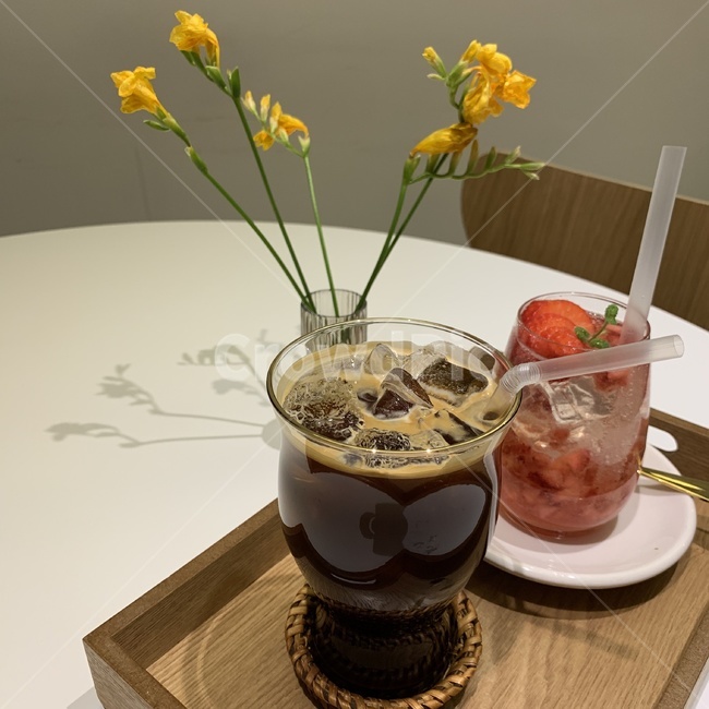 카페,커피,메뉴,꽃,딸기,커피,카페,coffee,cafe