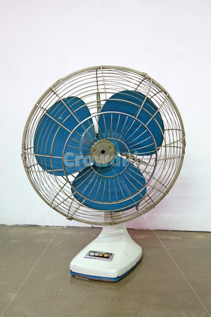 선풍기,옛날,60년대,70년대,여름,생활,용품,생활용품,가전,가전제품,생필품,전기,날개,빈티지,엔틱,복고,레트로,오브젝트,사물,물건,복고풍,오래된,추억,문화,한국