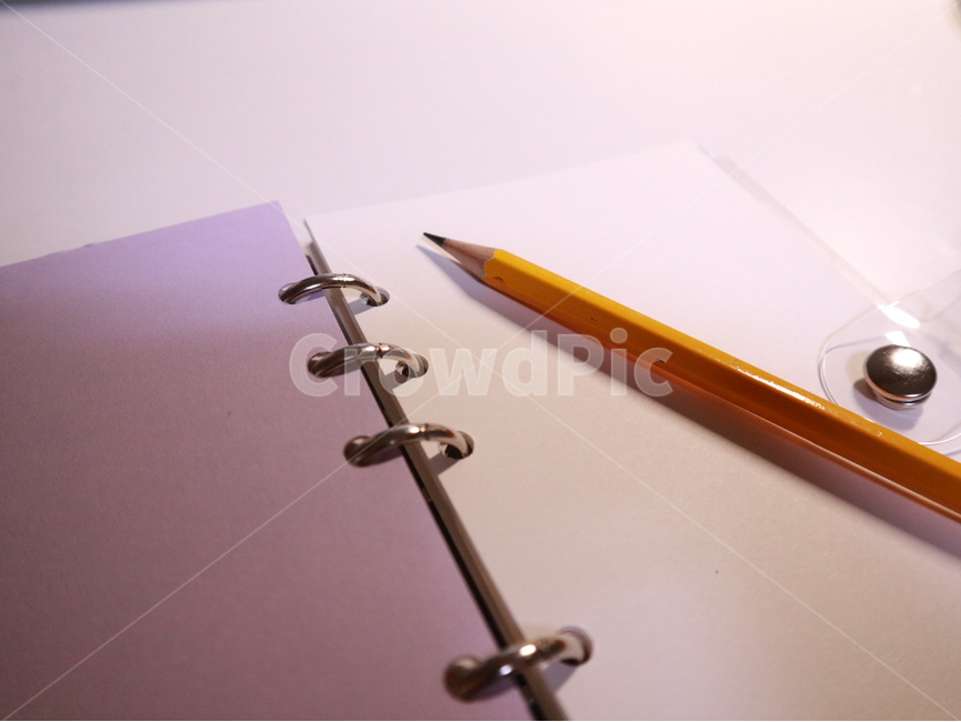 다이어리,연필,필기,노트,글쓰기,기록,학용품,문구류,사무용품,school supplies,stationery,office supplies