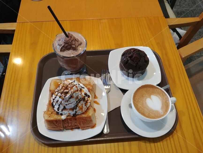 음식,간식,dessert,커피,coffee,스콘,카페,음식,식재료,요리,food,cook,meal,dishes,food reserves,디저트,간식,후식,dessert,snack,커피,카페,coffee,cafe