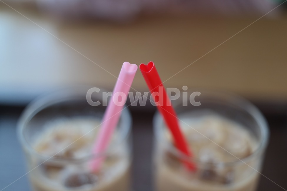 알콩달콩,커피,빨대,사랑,아웃포커싱,하트,커플,배경화면,연인,커플,사랑,lover,couple