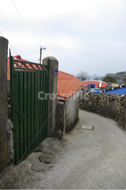 골목길,돌담길,돌담,집,시골,길,지붕,대문,시골,마을,풍경,landscape,country,rural,town,골목길,alley,gate,문