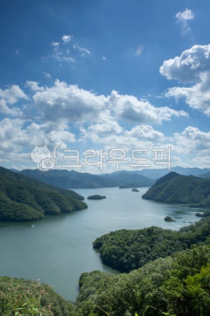 Geonbongryeong,Seunghodae,Chun Cheon,nature,Geonbongryeongseunghodae,nice cloud day,Soyang Dam,lake,Soyangho