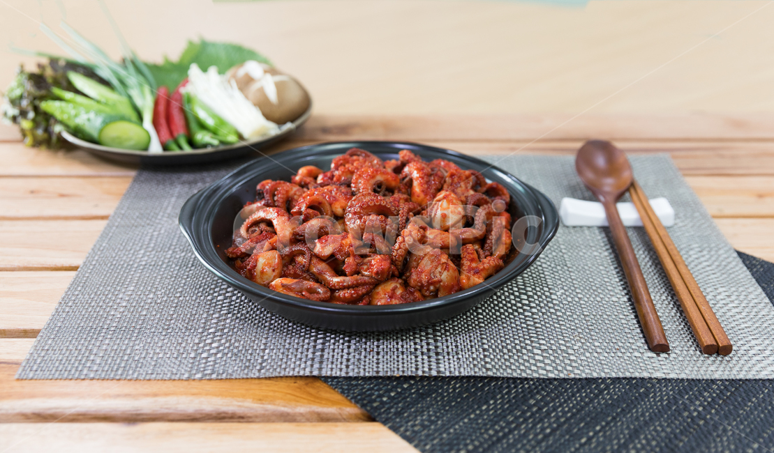 음식,쭈꾸미볶음,식사,안주,쭈꾸미,저녁식사,한식,korea,spicy,오징어볶음,식당,매콤,매운맛,red,맛집,고추장,고춧가루,식재료,요리,cook,reserves,수산물,해산물,fisheryproducts,seafood,한국음식,한국요리,food,dishes,korean,meal,koreancook,맛있다,먹다,맵다,소스,볶음,음식,식재료,요리,food,cook,meal,dishes,food reserves,한식,한국음식,한국요리,korean food,korean dishes,korean meal,korean cook