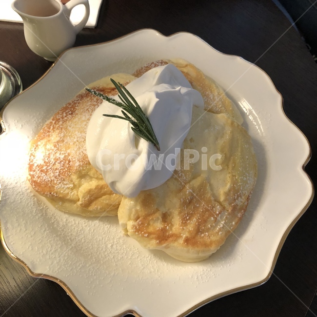 수풀레,수플레,브런치,카페,cafe,디저트,팬케이크,팬케잌,하트,음식,식재료,요리,food,cook,meal,dishes,food reserves,디저트,간식,후식,dessert,snack