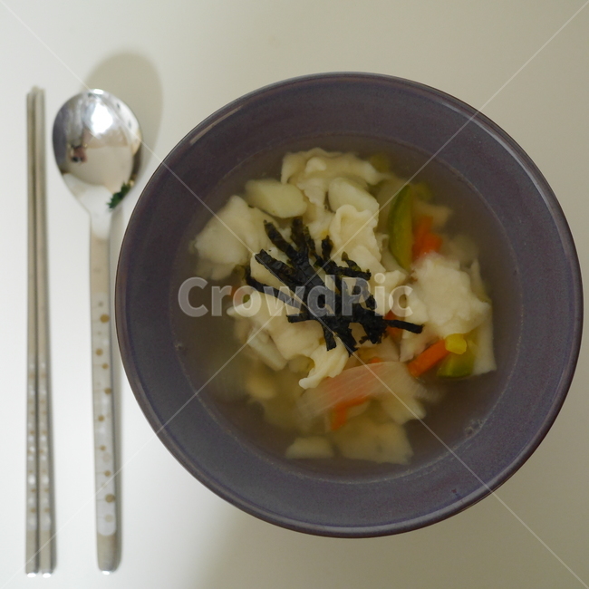 한국음식,음식,수제비,food,집밥,주부,밥상,식사,음식,식재료,요리,food,cook,meal,dishes,food reserves,한식,한국음식,한국요리,korean food,korean dishes,korean meal,korean cook