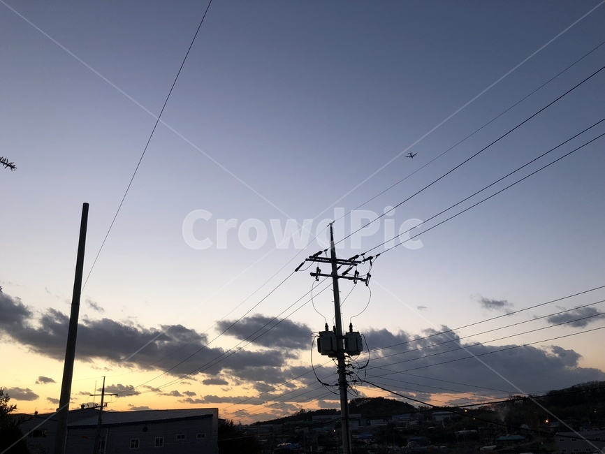 하늘,구름,풍경,감성,sky,도시,풍경,city,landscape,한국도시풍경,한국도시경관,korea cityscape,cable,케이블,power lines,전력선,electric transmission tower,송전탑