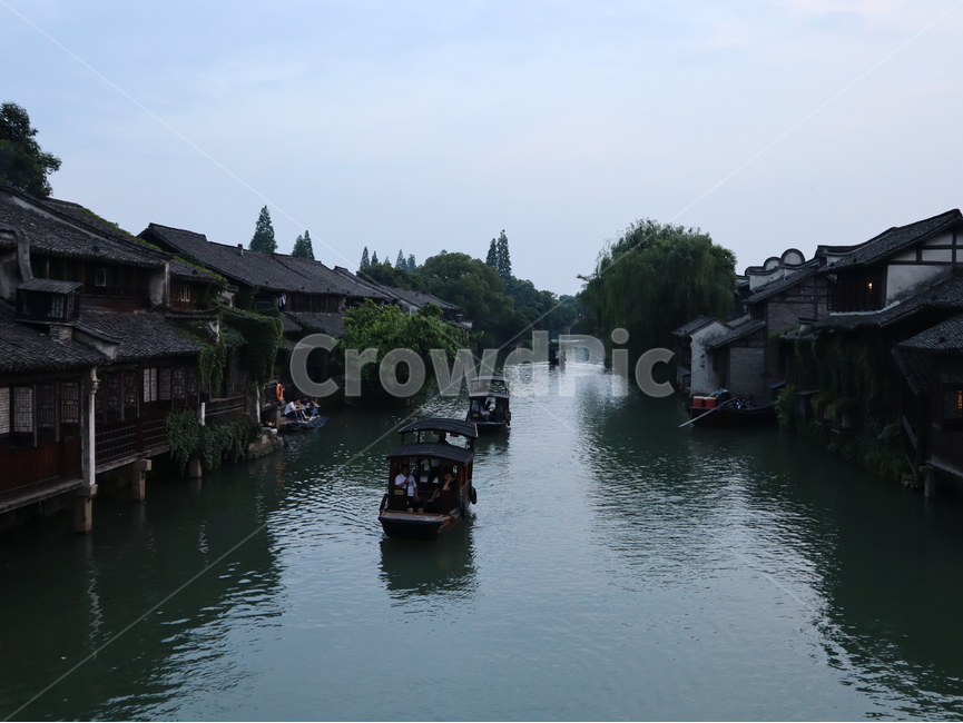 watercraft,transportation,boat,보트,우전,상하이,wuzhen,river,강,ship,나무,건물,water,물,outdoors,옥외