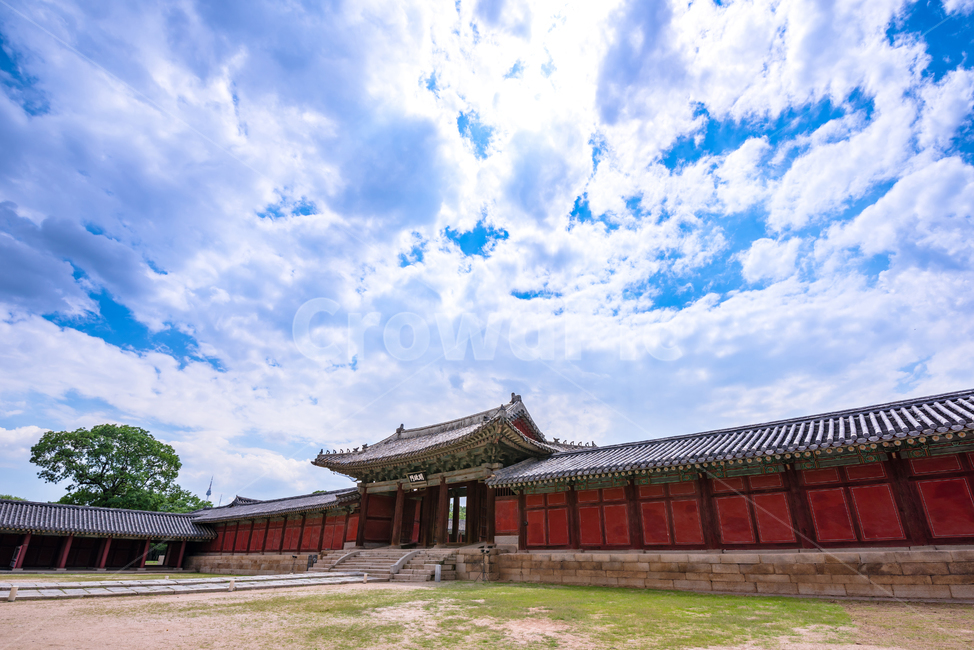 창경궁,궁전,전통,조선시대,건물,명정문,한국전통,한국문화,korean traditional,korean culture,랜드마크,landmark,tourist attraction,한국랜드마크,한국관광지,한국명소,korea landmark,korea tourist attraction,건축물,건물외관,exterior,building,structure,architecture,construction