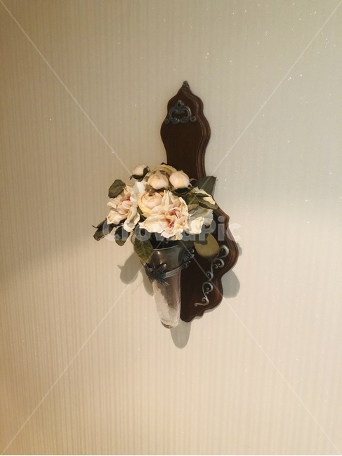 인테리어,소품,조화,꽃,벽걸이,장식,깔끔한,사물,물건,오브젝트,thing,object,matter