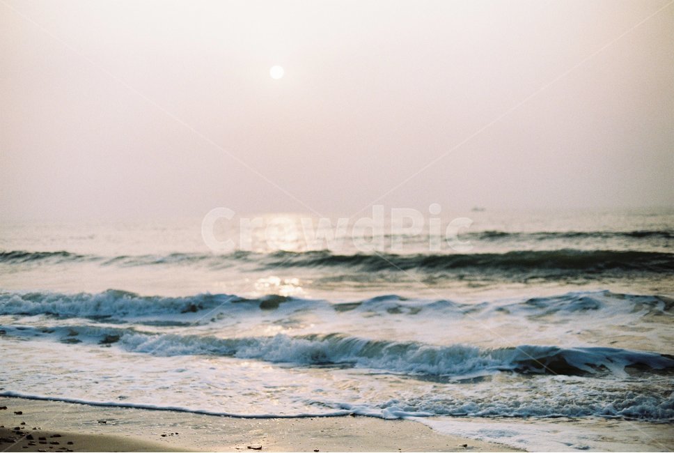 바다,파도,wave,sea,bubble,윤슬,shiningwave,sunset,노을,해변가,calm