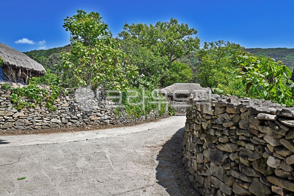 외암민속마을,외암마을,아산시,집성촌,예안이씨,전통가옥,초가집,돌담길