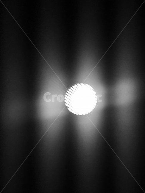 전구,흑백사진,감성,전등,불빛,흑백,모노톤,monochrome,black and white