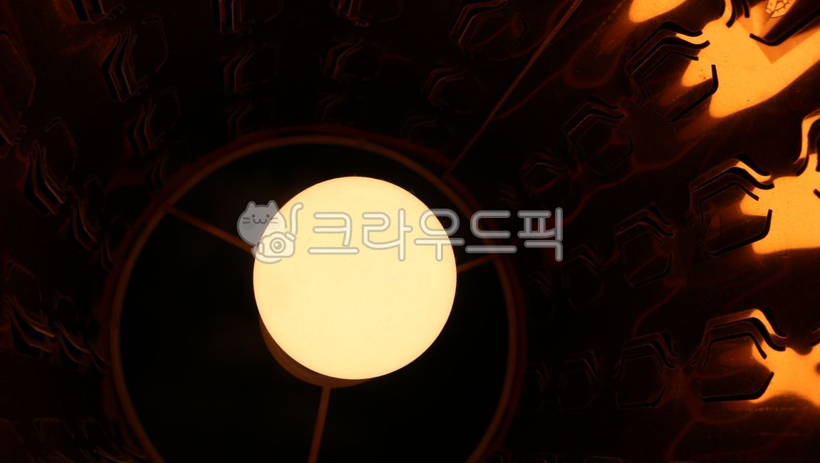 lamp,램프,lampshade,갓,어둠,검정,빛,밝음,한얀,등,전등