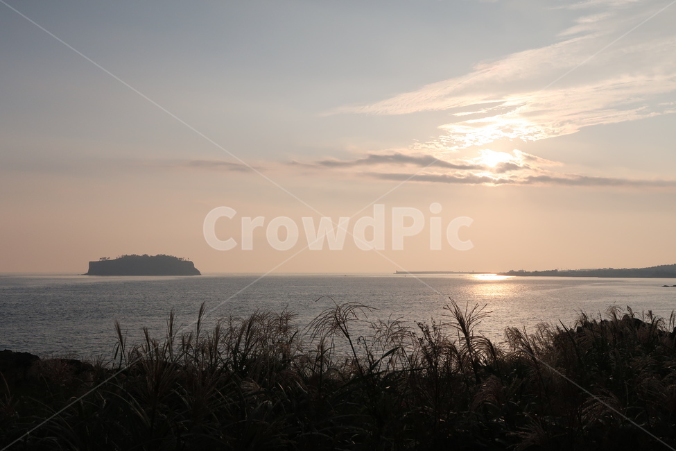 제주,하늘,노을,여행,풍경,자연,풍경,nature,landscape,한국자연풍경,한국자연경관,korea nature landscape,제주도,jeju,jeju island,outdoors,옥외,light,빛,flare,플레어