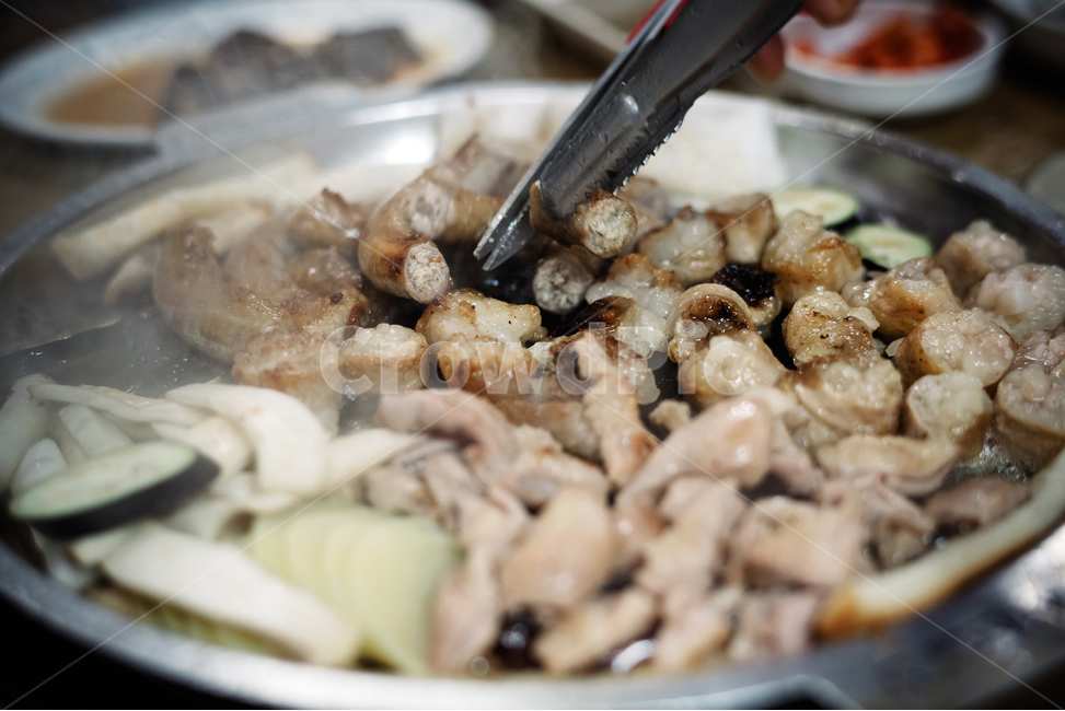 막창,대창,곱창,삼창,특수부위,고기,음식,맛집,굽기,음식사진,음식,식재료,요리,food,cook,meal,dishes,food reserves,육류,고기,meat,한식,한국음식,한국요리,korean food,korean dishes,korean meal,korean cook