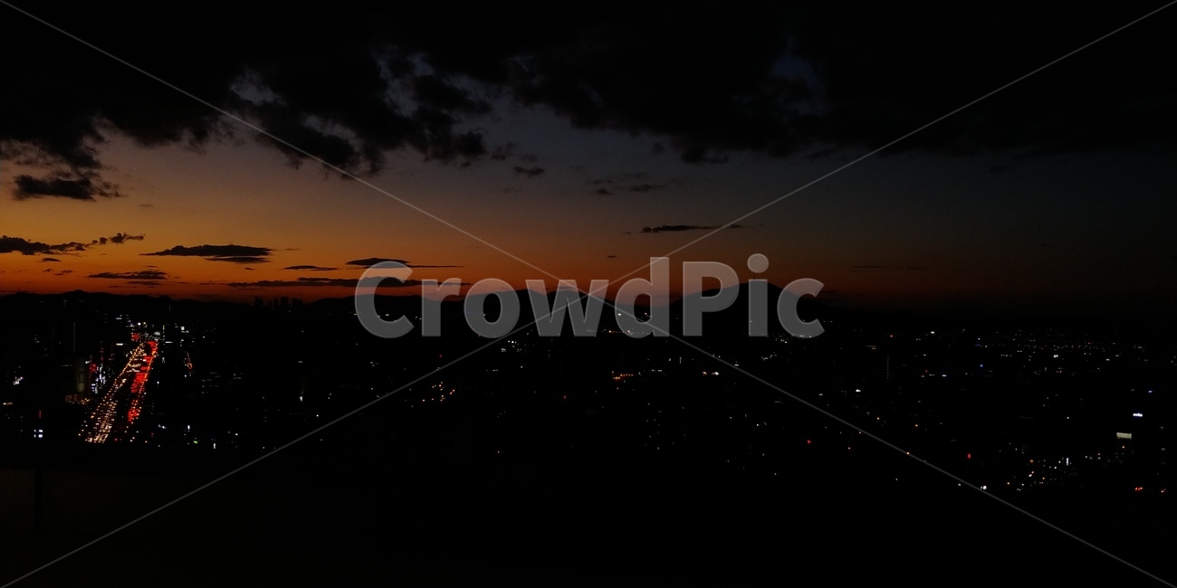하늘,밤하늘,풍경,야경,노을,해질녘,저녁,석양,자연,경치,sunset,sky,nature,따듯한,운치있는,분위기있는,그림같은,야경,밤,풍경,nightscape,night,landscape,도시,city,outdoors,옥외,dawn,새벽,red sky,붉은 하늘,dusk,황혼,일몰