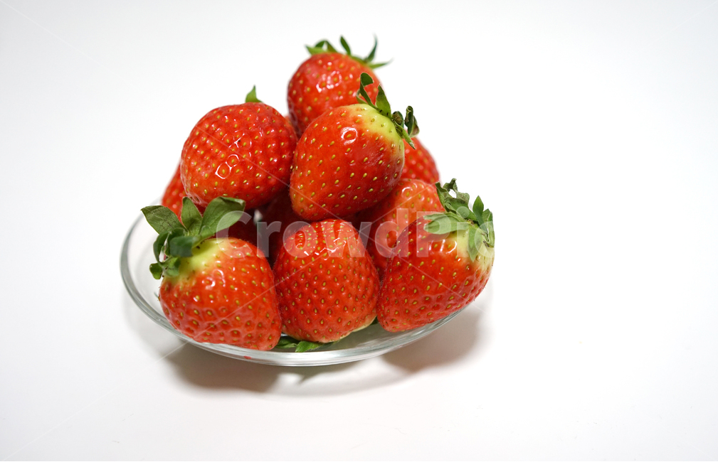 딸기,strawberry,과일,음식,겨울철과일,빨강,레드,red,베리,음식,식재료,요리,food,cook,meal,dishes,food reserves,과일,열매,fruit