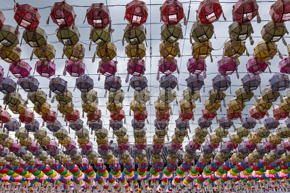 연등,문양,무늬,선,사찰,한국전통,한국문화,korean traditional,korean culture,종교,신앙,religion,belief,faith,축제,행사,festival,carnival,event,기념일,축하,anniversary,congratulation,celebrate,celebration