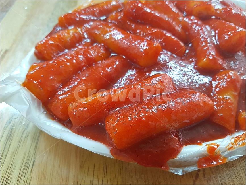 분식,떡볶이,간식,음식,밀가루,양념,소스