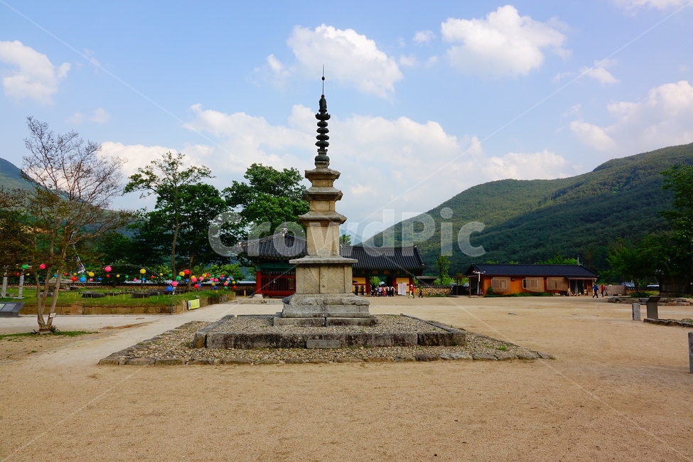 실상사,사찰,남원,연등,천년고찰,조각상,동상,석상,조형물,statue,bronze statue,stone statue,종교,신앙,religion,belief,faith