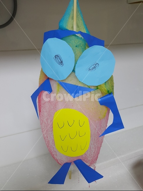 솜사탕,집,부엉이,색종이,화남