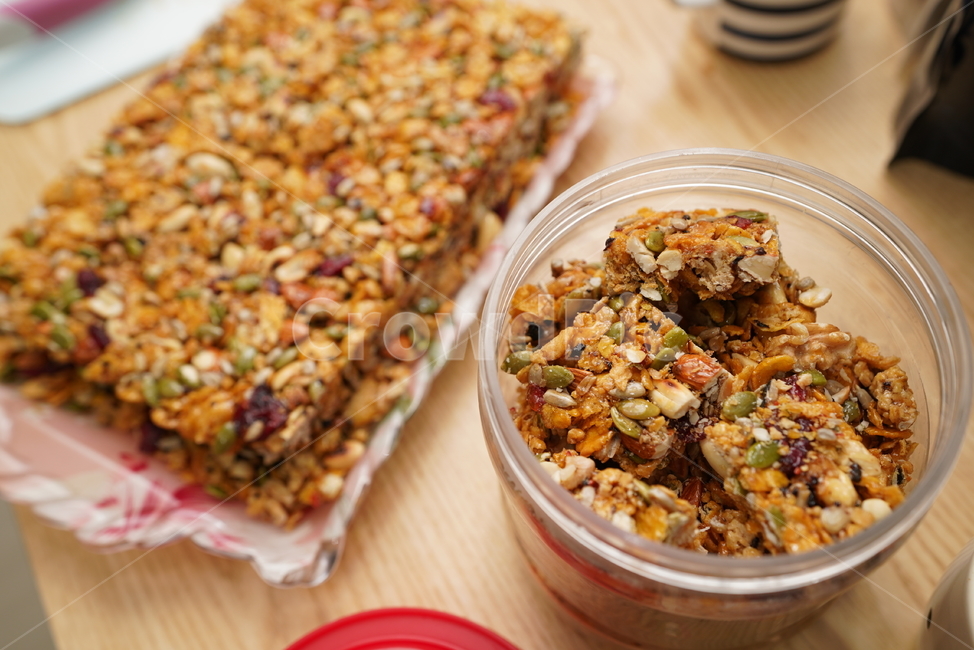 견과류,시리얼바,간식,먹거리,곡물,아몬드,땅콩,음식,food,건강식,건강바,영양바,음식,식재료,요리,food,cook,meal,dishes,food reserves