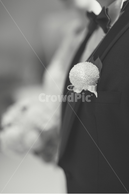 부코니,웨딩,턱시도,남자,신랑,결혼식,연인,커플,사랑,lover,couple,결혼,혼례,웨딩,wedding,marriage,marry,흑백,모노톤,monochrome,black and white