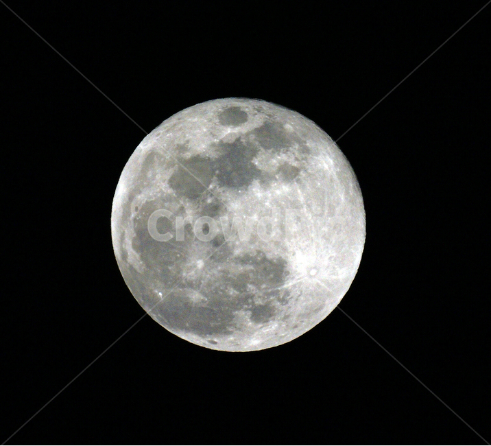 달,moon,fullmoon,만월,滿月,야경,밤,풍경,nightscape,night,landscape,outer space,대기권 밖,outdoors,옥외,universe,우주,astronomy,천문학,nature,자연