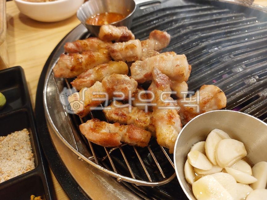 삼겹살,고기,마늘,pork,돼지고기,음식