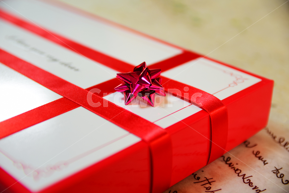 선물,박스,선물박스,리본,별,포장,포장박스,발렌타인,발렌타인데이,valentine,valentineday,box,present,presentbox,ribbon,star,기념일,축하,anniversary,congratulation,celebrate,celebration