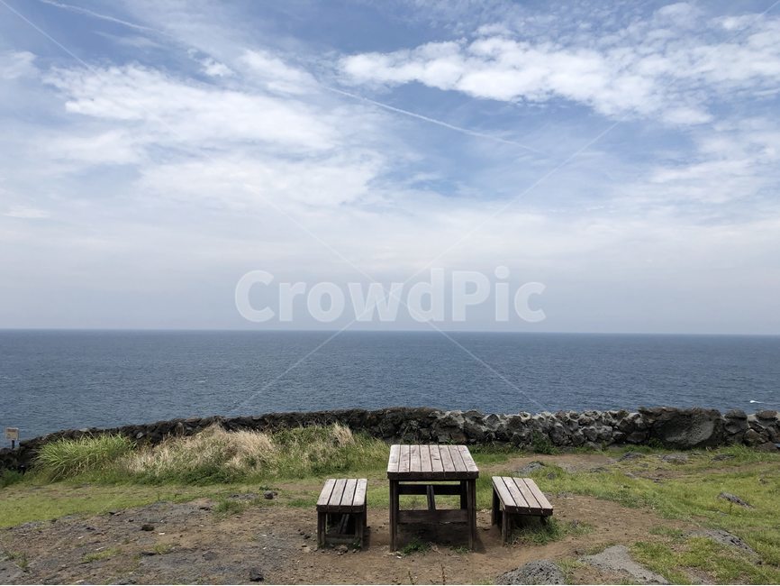 하늘,제주,경치,자연,풍경,자연,풍경,nature,landscape,한국자연풍경,한국자연경관,korea nature landscape,제주도,jeju,jeju island,building,건물,furniture,가구,bench,벤치,outdoors,옥외