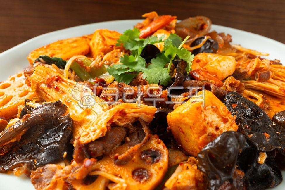 Mala Xiang Guo,Mala,Stir-fry,Beef,Lamb,Bok Choy,Lotus Root,Dried Tofu,Tofu Skin,Pork,Glass Noodles,Coriander,Mushroom,Shrimp,Vegetable,Vegetables,Meat,Spice,Seasoning,Sauce,Chinese Food,Chinese Culture,Spicy