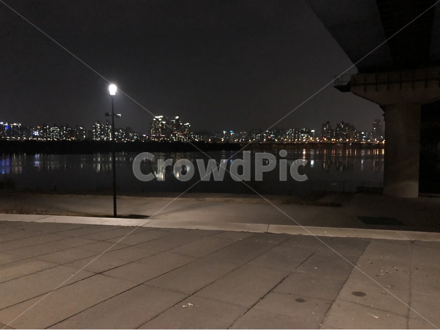 한강,여의도,야경,한적함,한강공원,야경,밤,풍경,nightscape,night,landscape,도시,city,한국도시풍경,한국도시경관,korea cityscape