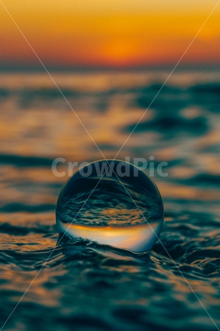 풍경,노을,바다,해질녘,구슬,유리,유리구슬,수정,수정구,투명,석양,해변,바다,beach,sea,감성,sensible,feeling,사물,물건,오브젝트,thing,object,matter