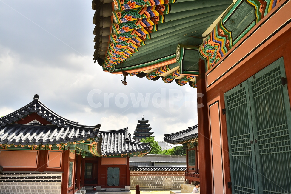 sights,ancientpalace,pattern,house,building,Gyeongbokgung,gyeongbokgungpalace,tile,palace,Palace,korean,structure,seoul,Joseon Dynasty,traditional,background,Dancheong,old palace,Korean tradition