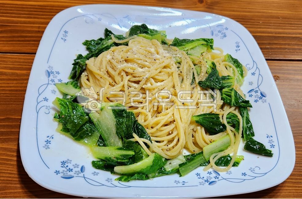 Italian,noodles,plate,noodle,corel,spring greens dishes,bowl,spring ingredients,food,spring greens,Bomdong,meal,corel plate,Bomdong pasta,pasta,spring greens pasta,Bomdong dishes,western food