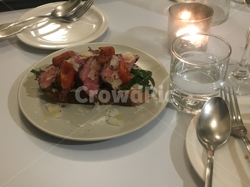 레스토랑,오픈샌드위치,유리컵,식사,태이블
