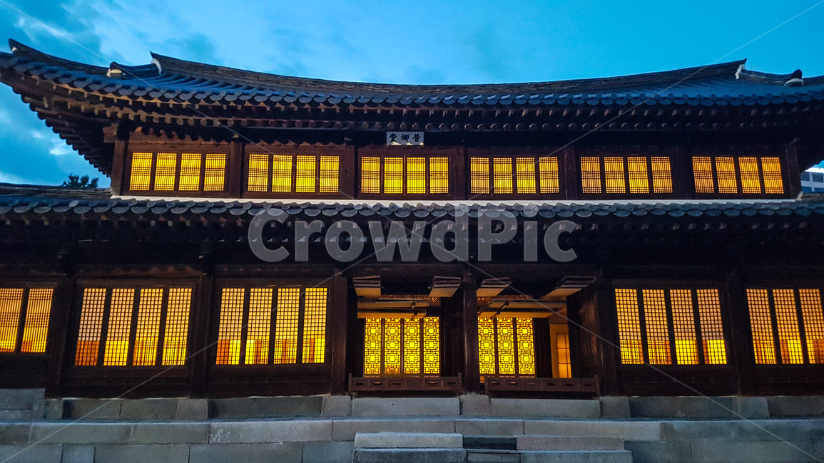 덕수궁,석어당,궁궐,고궁,야경,조선,서울,ancient,architecture,asia,asian,beautiful,building,chosun,city,culture,emperor,evening,famous,heritage,historic,historical,history,korea,korean,koreanarchitecture,landmark,night,old,oriental,palace,royal,seoul,tourism,tradition,traditional