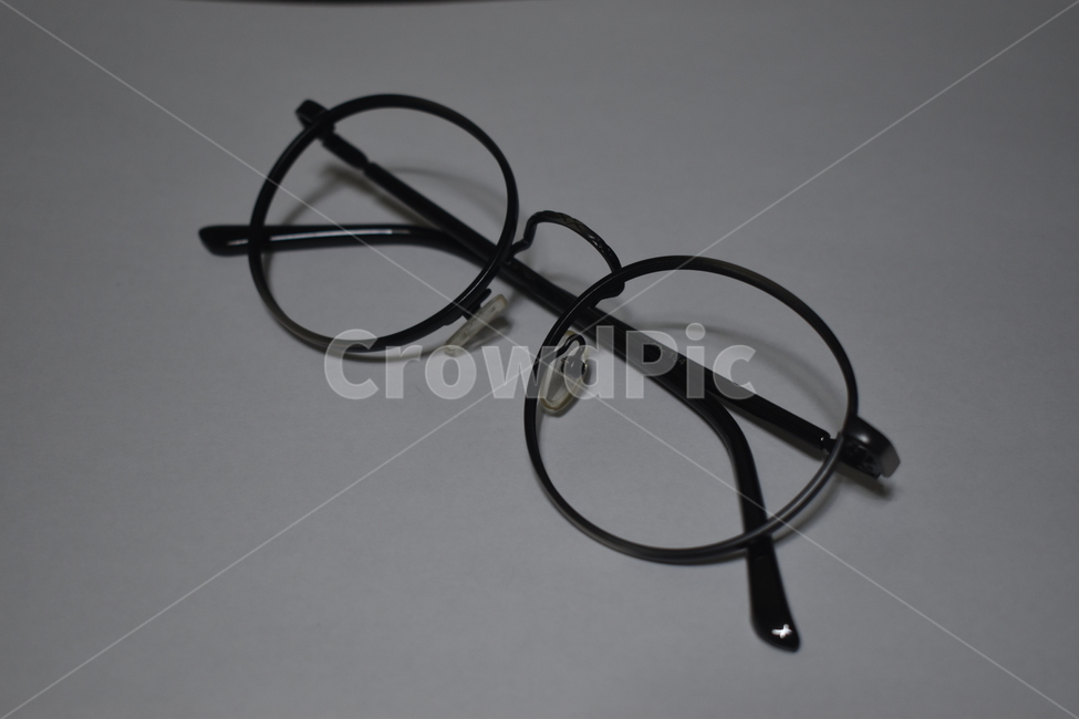 accessory,glasses,안경,부속물,부속품