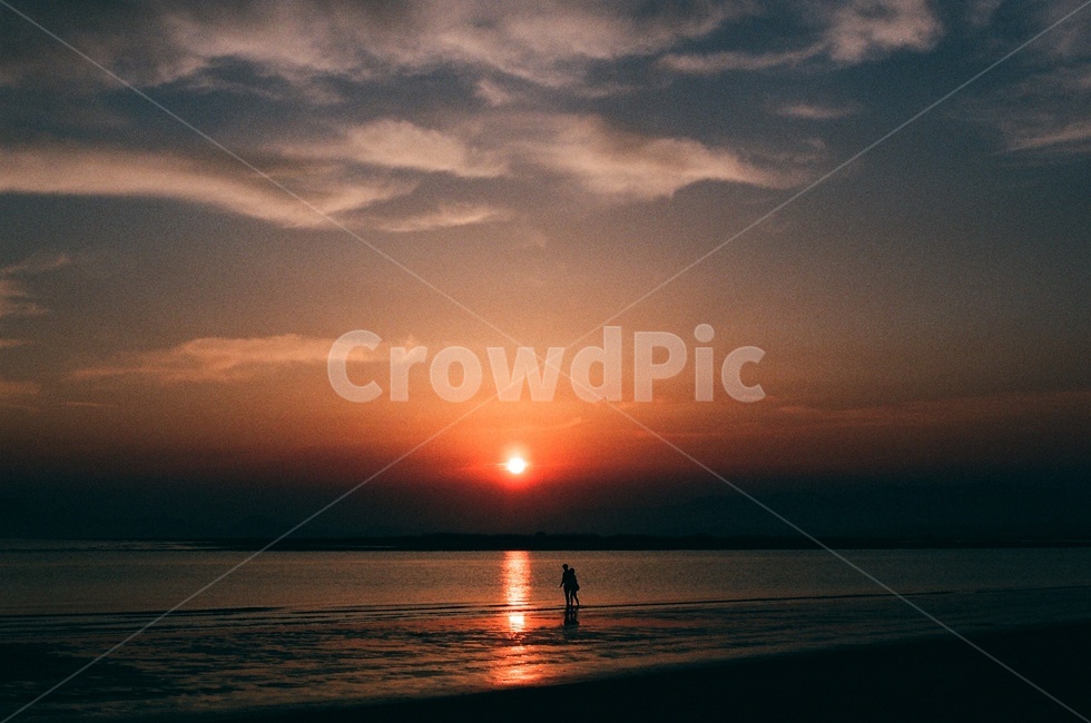 하늘,붉은하늘,필름사진,황혼,일몰,노을,사람,커플,실루엣,필름풍경,nature,sunset,dusk,sky