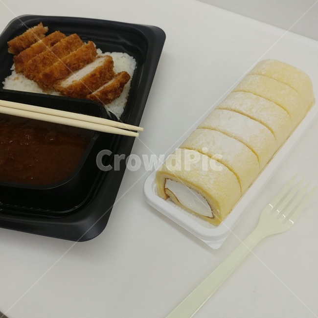 일본,후쿠오카,일본편의점,도시락,일본도시락,일본롤케이크,롤케이크,도지마롤,돈카츠,돈까스도시락,편의점도시락