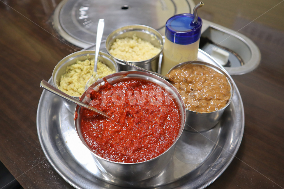 양념장,간마늘,생강,된장,소스,음식,음식,식재료,요리,food,cook,meal,dishes,food reserves