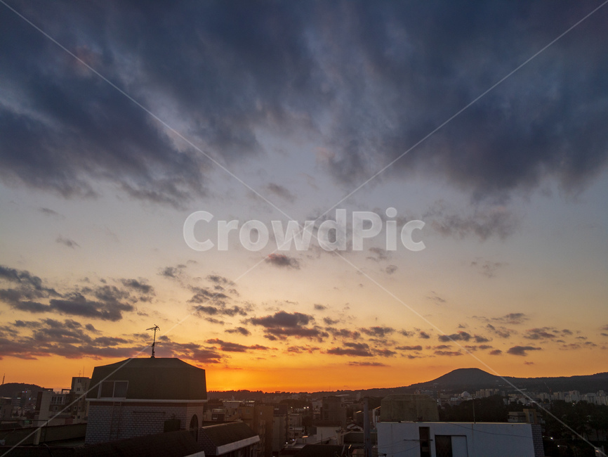 해질녘,nature,자연,outdoors,옥외,sky,하늘,sunset,dawn,황혼,dusk,일몰,새벽,redsky,붉은하늘
