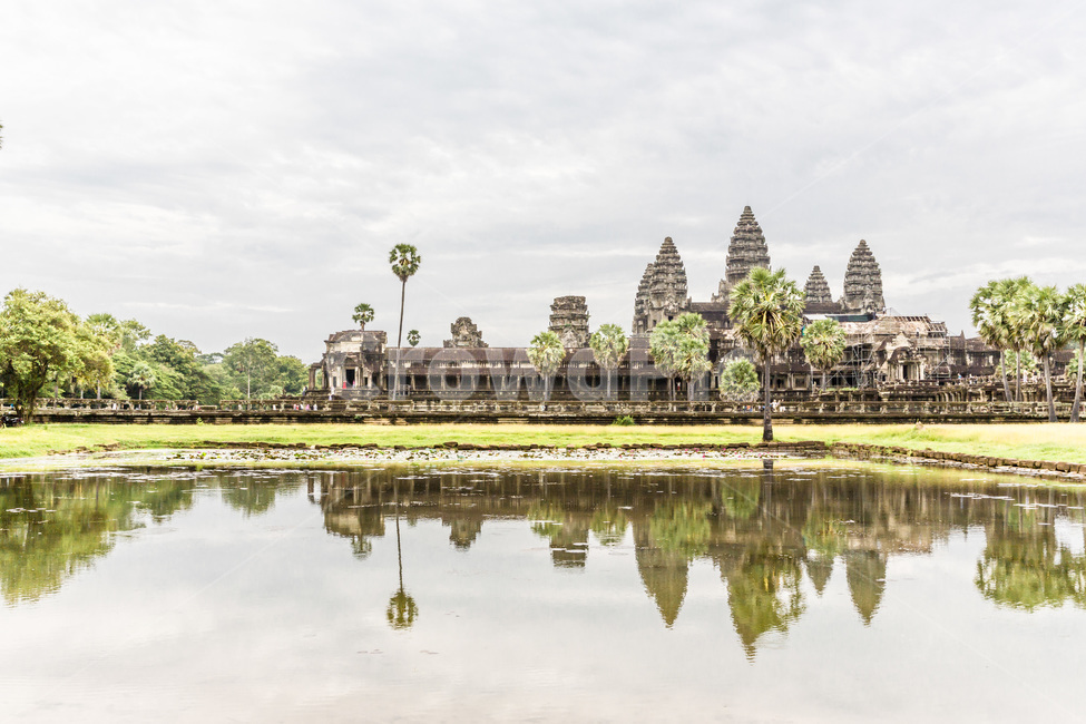 Cambodia,reflection,nature,world cultural heritage,Historic sites,employee,building,Temple,ruins,unesco,sight,land mark,Emotion,Angkor Wat