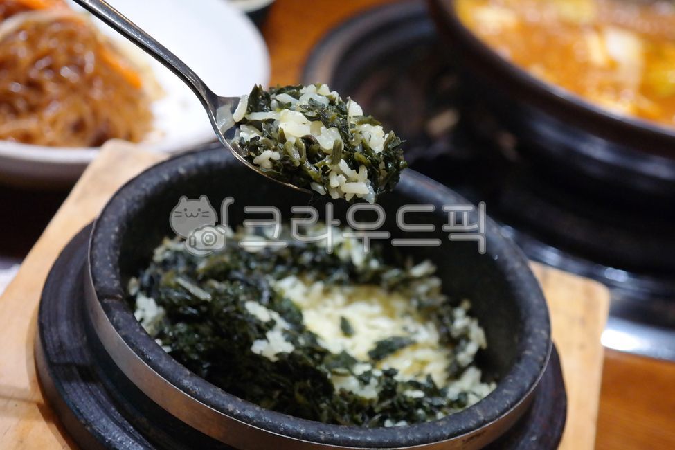 pot rice,Gondre,koreanmeal,stone pot rice,vegetable,hot,Gondre stone pot rice,Gondrea,Gondre rice,Korean food,healthy food,cooking,tradition,nutritious food,koreanfood,Herbs,Korean cuisine,cook,Korean,dishes,rice,food,meal,koreancook,koreandishes,stone po