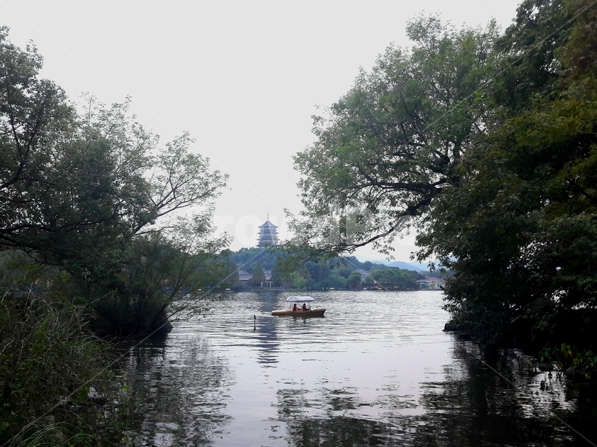 감성,호수,분위기,흐린날,강,나룻배,중국,흐림,자연,자연,풍경,nature,landscape,water,물,outdoors,옥외,land,땅